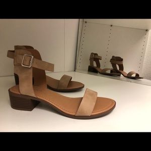 Brown suede sandals